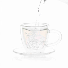 Beliebte Teetasse aus Glas mit Untertasse